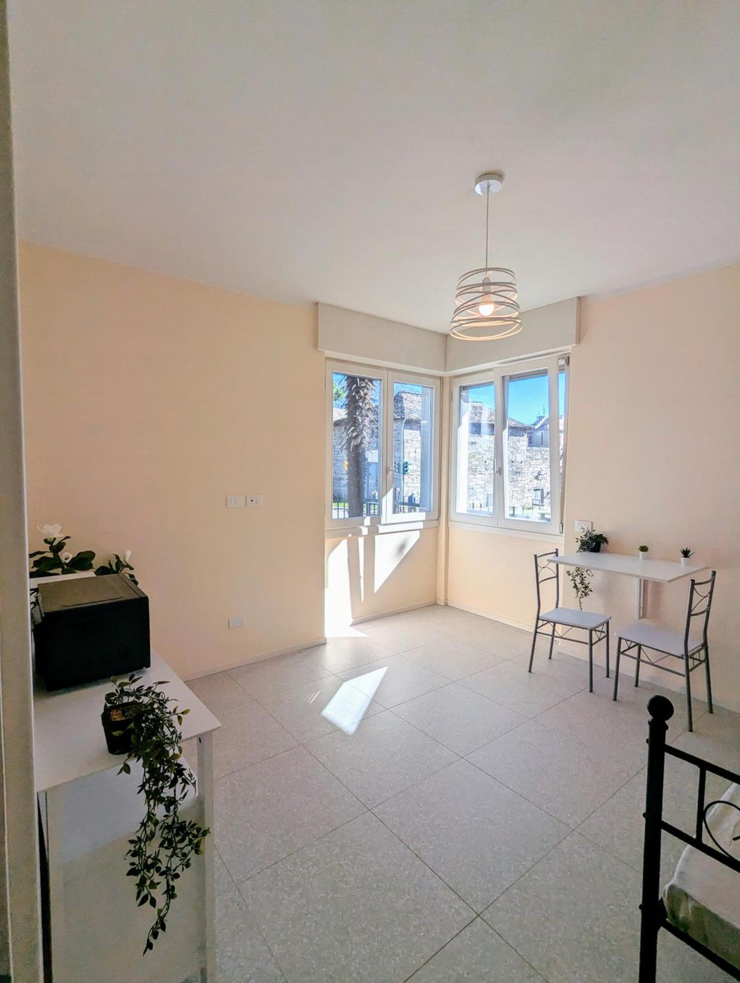 Appartement Dimora Ianotti à Domodossola Extérieur photo